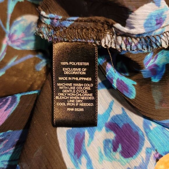 Express Floral Lace Short Sheer Kimono - Picture 16 of 16